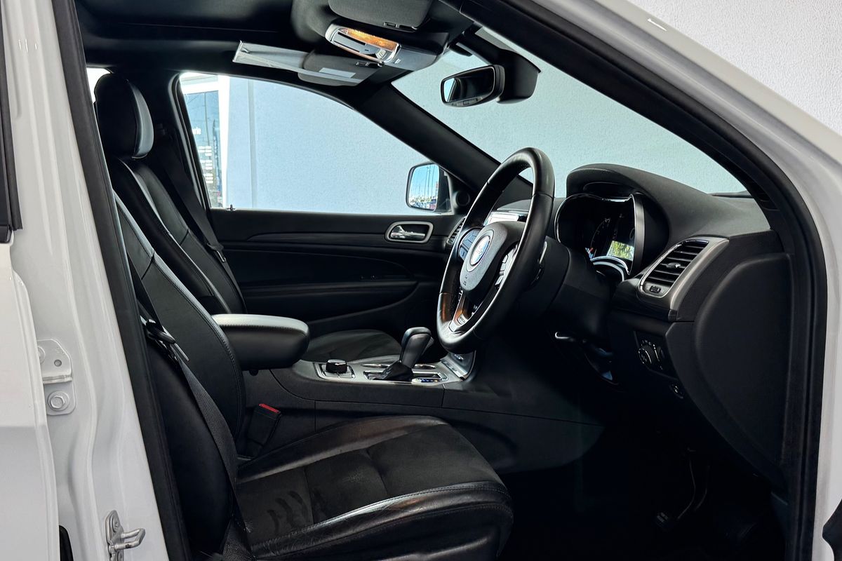 2019 Jeep Grand Cherokee Night Eagle WK