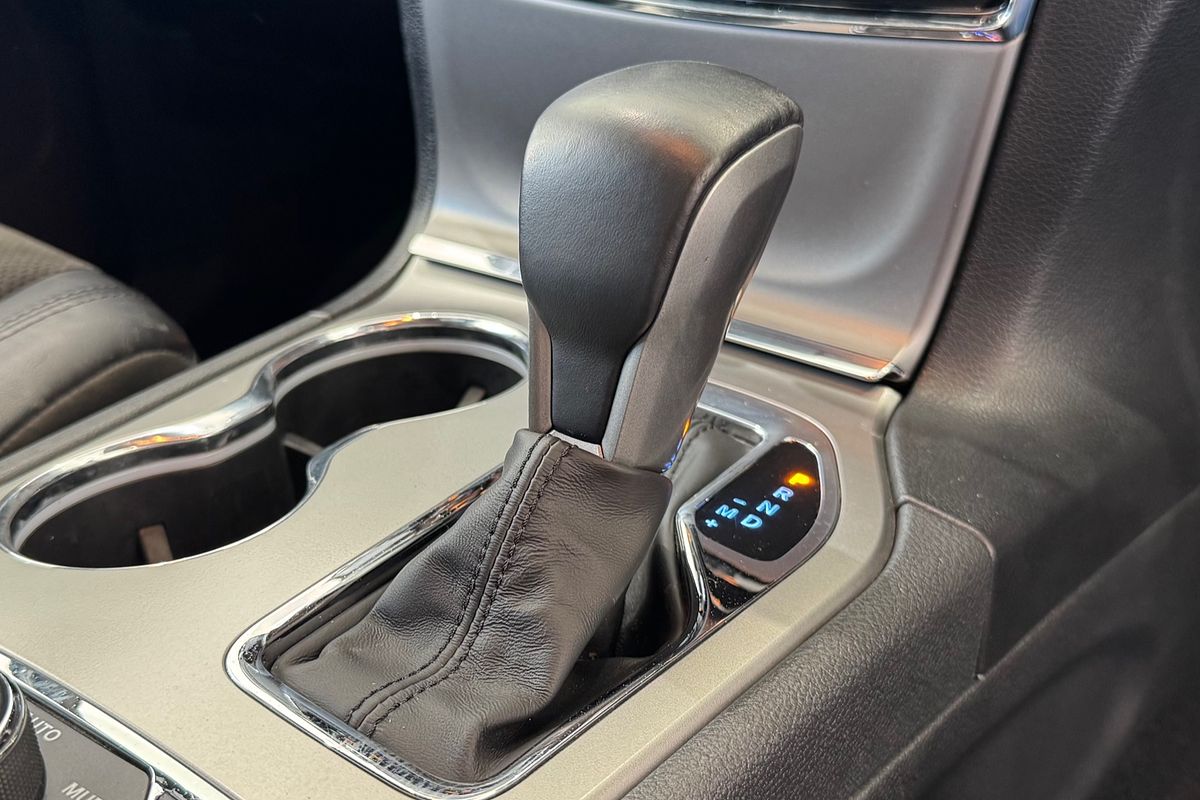 2019 Jeep Grand Cherokee Night Eagle WK