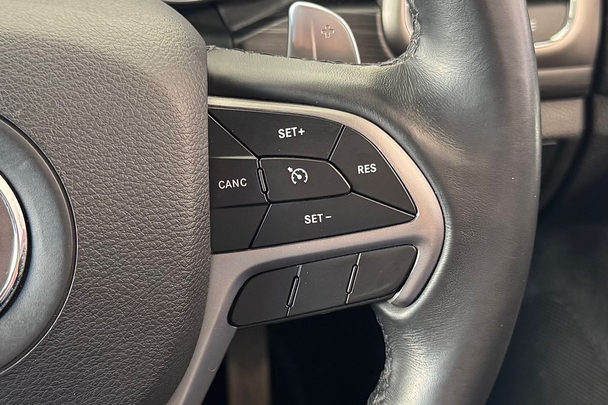 2019 Jeep Grand Cherokee Night Eagle WK