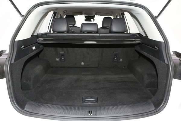 2024 MG HS Vibe SAS23