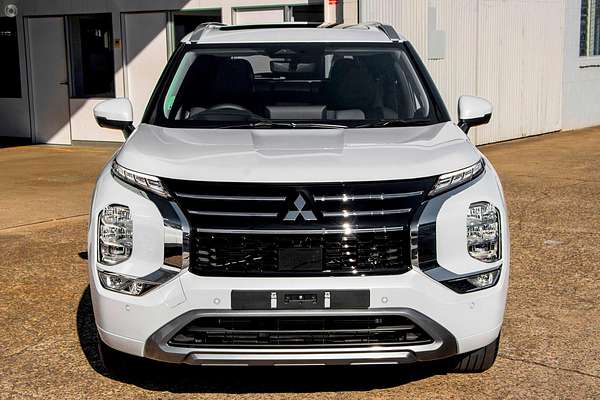 2025 Mitsubishi Outlander Exceed ZM