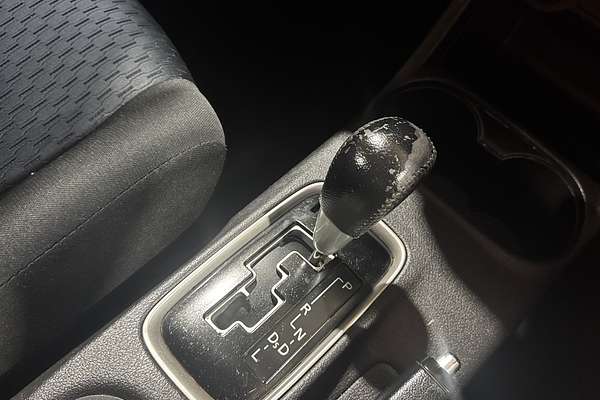 2012 Mitsubishi Outlander ES ZJ