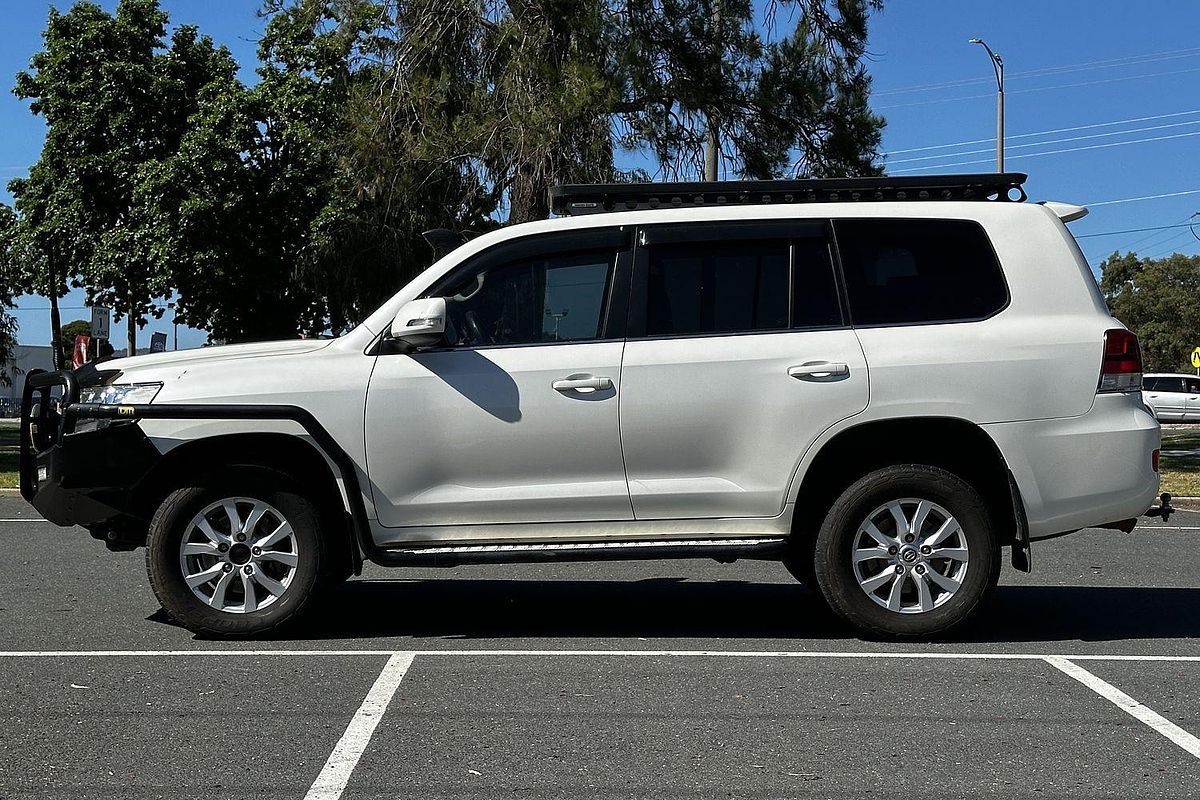2017 Toyota Landcruiser VX VDJ200R