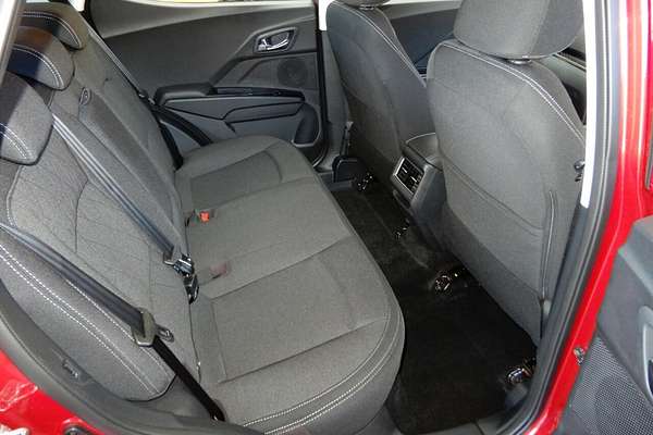 2025 Mahindra XUV 3XO AX5L