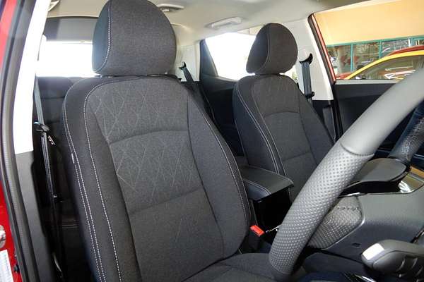 2025 Mahindra XUV 3XO AX5L