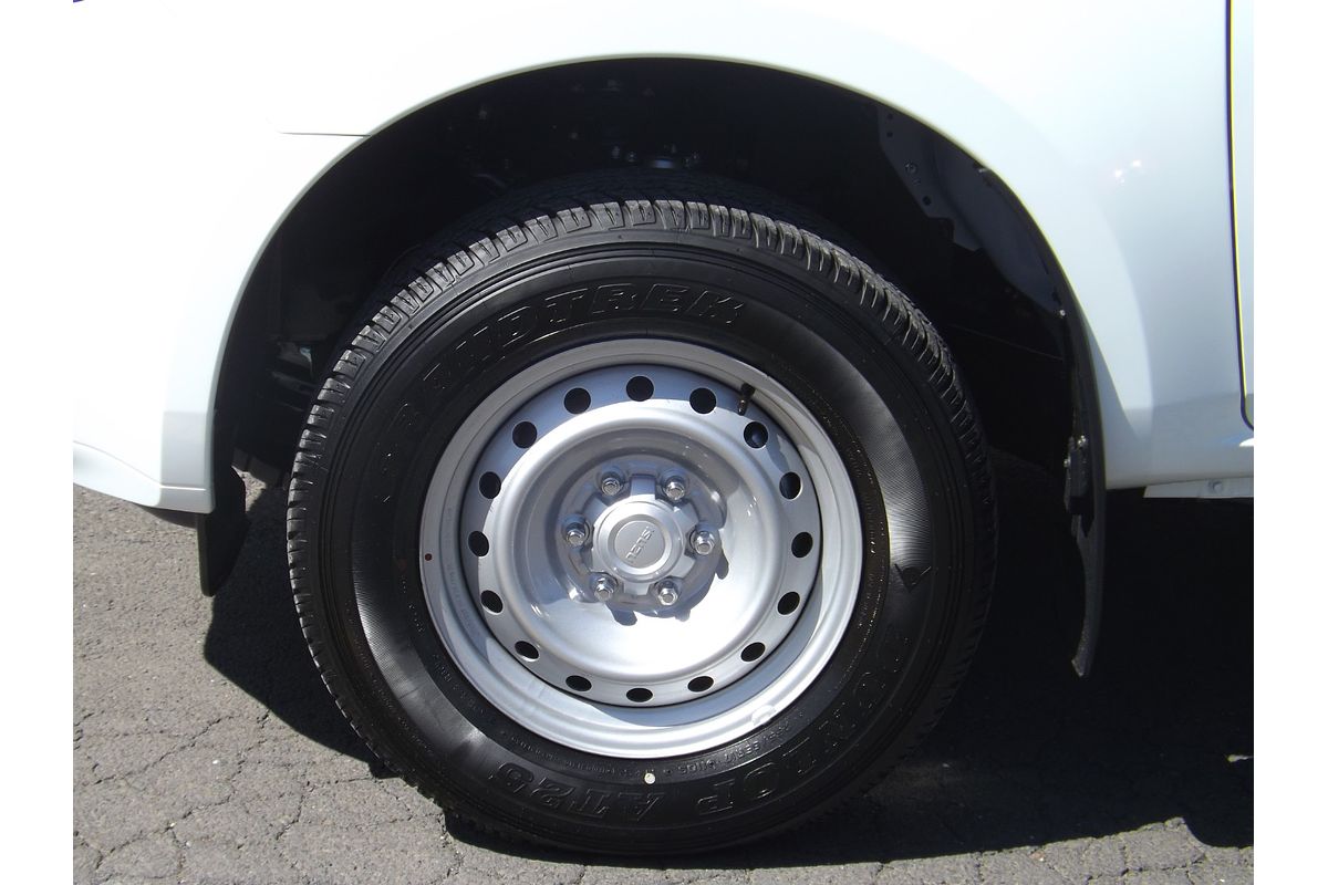 2025 Isuzu D-MAX SX High Ride Rear Wheel Drive