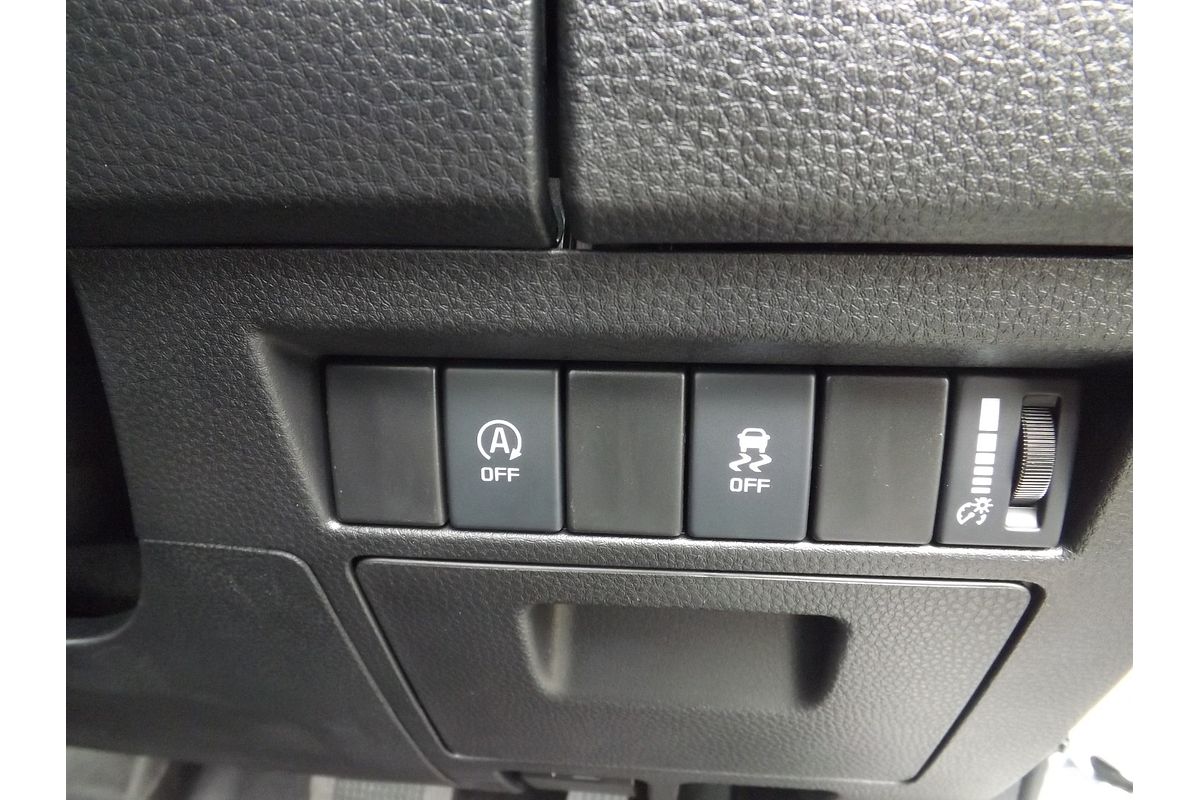 2025 Isuzu D-MAX SX High Ride Rear Wheel Drive