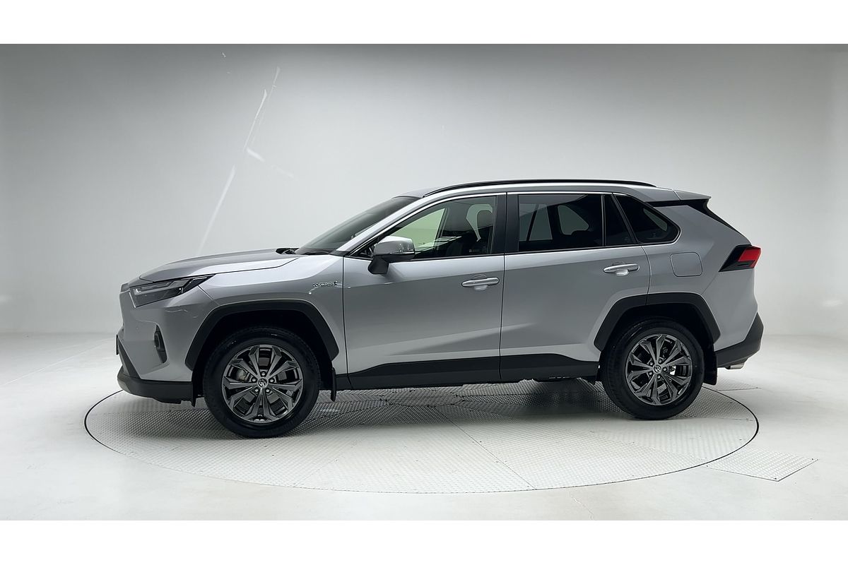 2024 Toyota RAV4 GXL AXAH52R