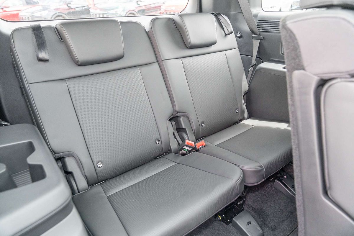 2025 Hyundai Santa Fe Hybrid Calligraphy MX5.V2