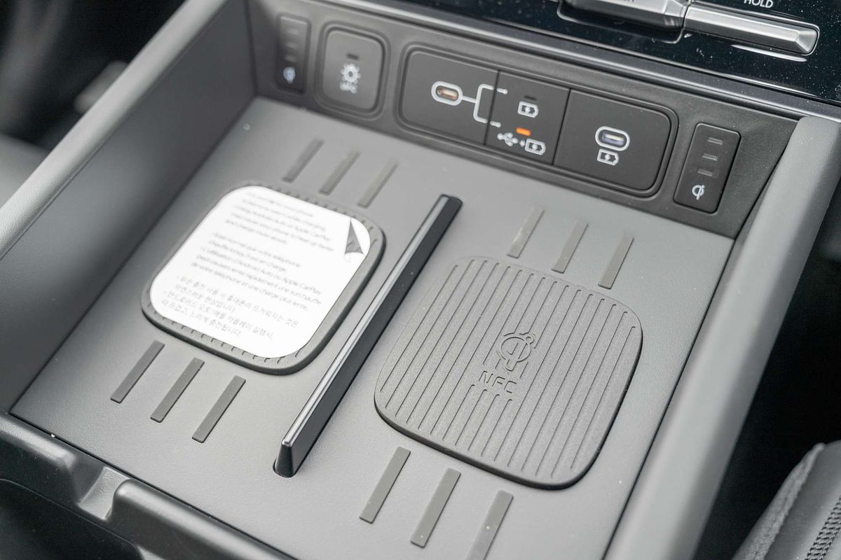 2025 Hyundai Santa Fe Hybrid Calligraphy MX5.V2