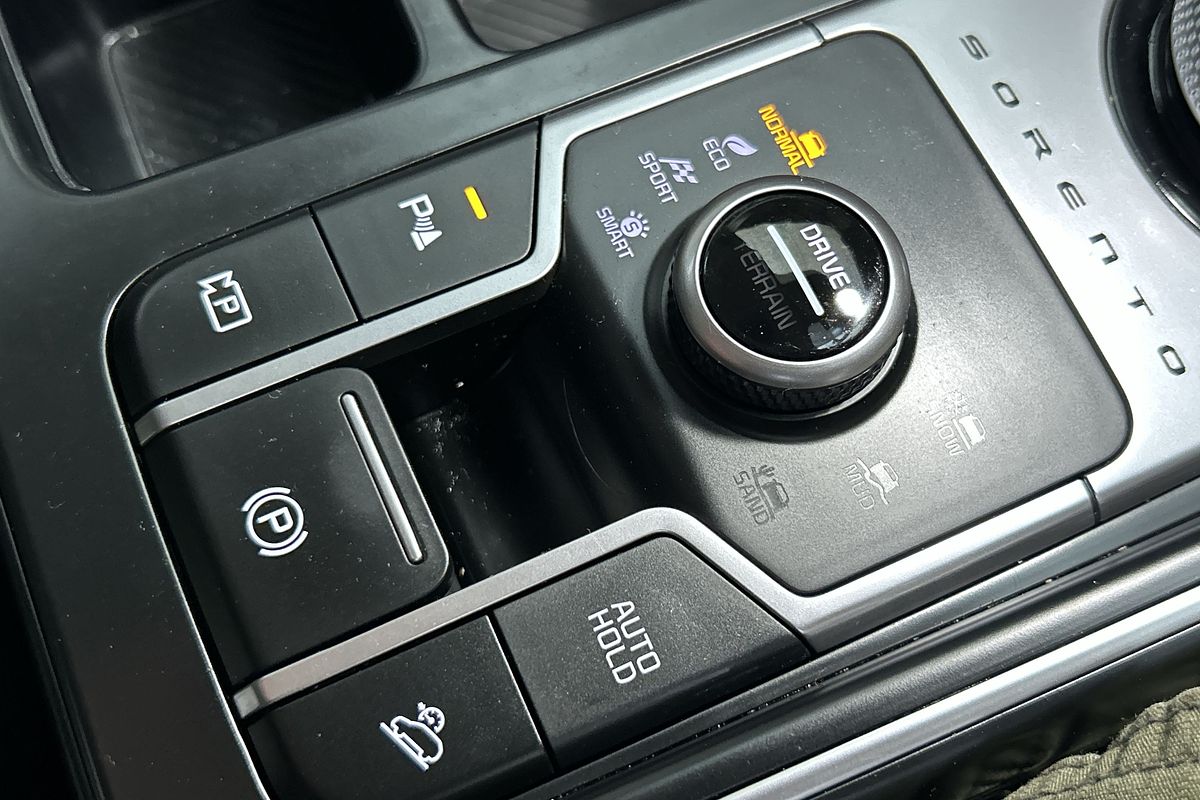 2024 Kia Sorento S MQ4 PE