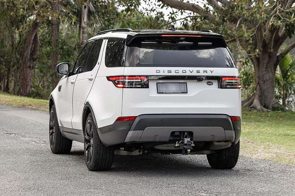 2019 Land Rover Discovery SD4 SE Series 5