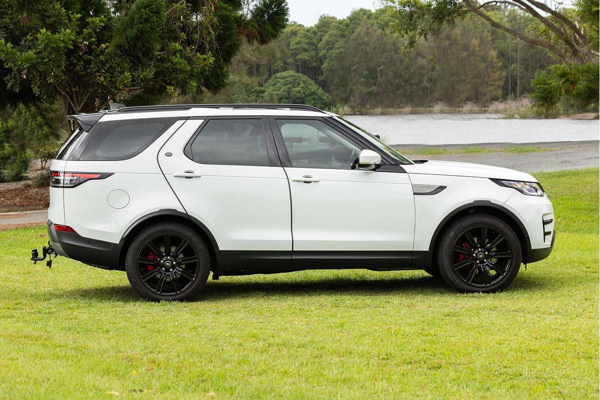 2019 Land Rover Discovery SD4 SE Series 5