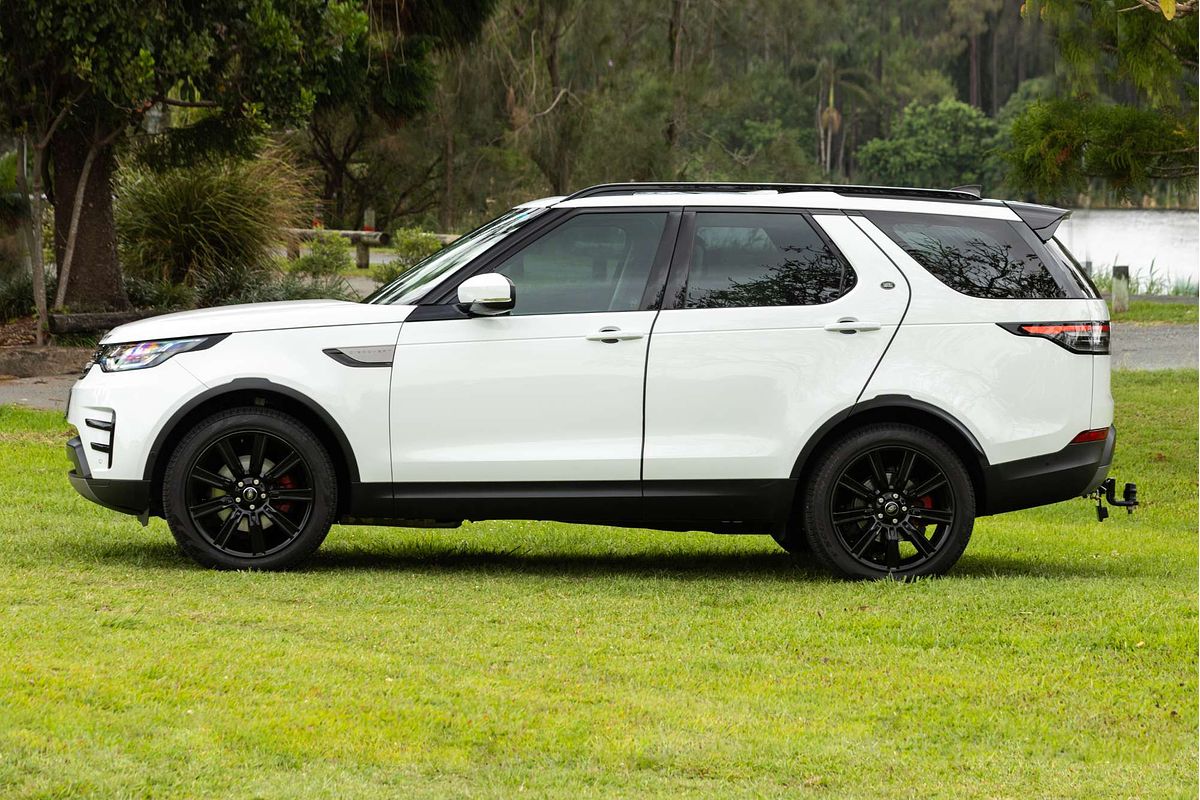 2019 Land Rover Discovery SD4 SE Series 5