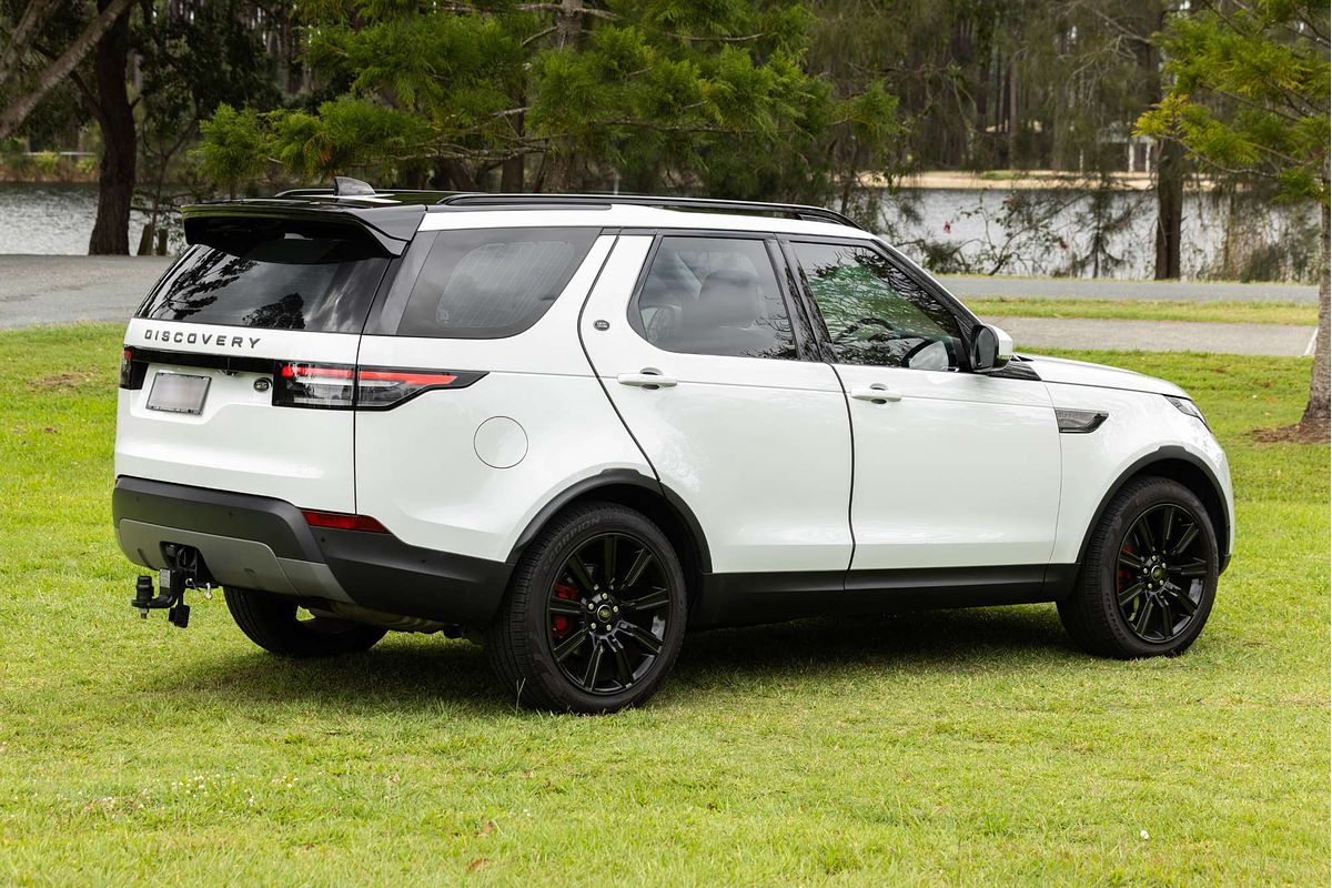 2019 Land Rover Discovery SD4 SE Series 5