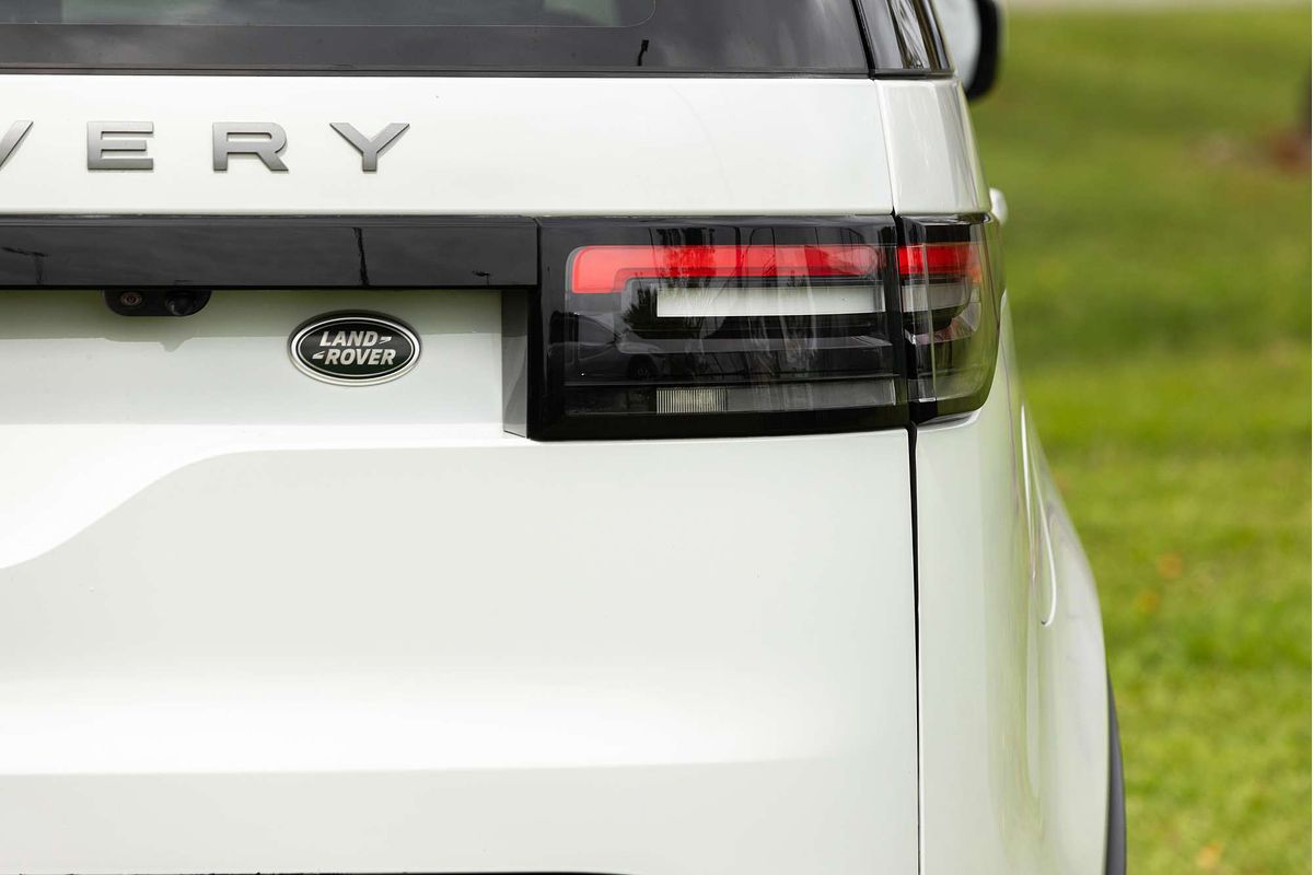 2019 Land Rover Discovery SD4 SE Series 5