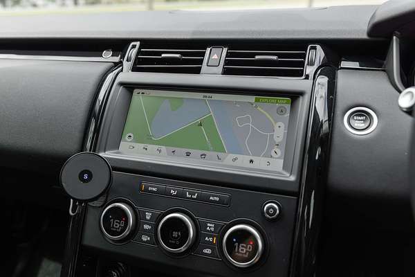 2019 Land Rover Discovery SD4 SE Series 5