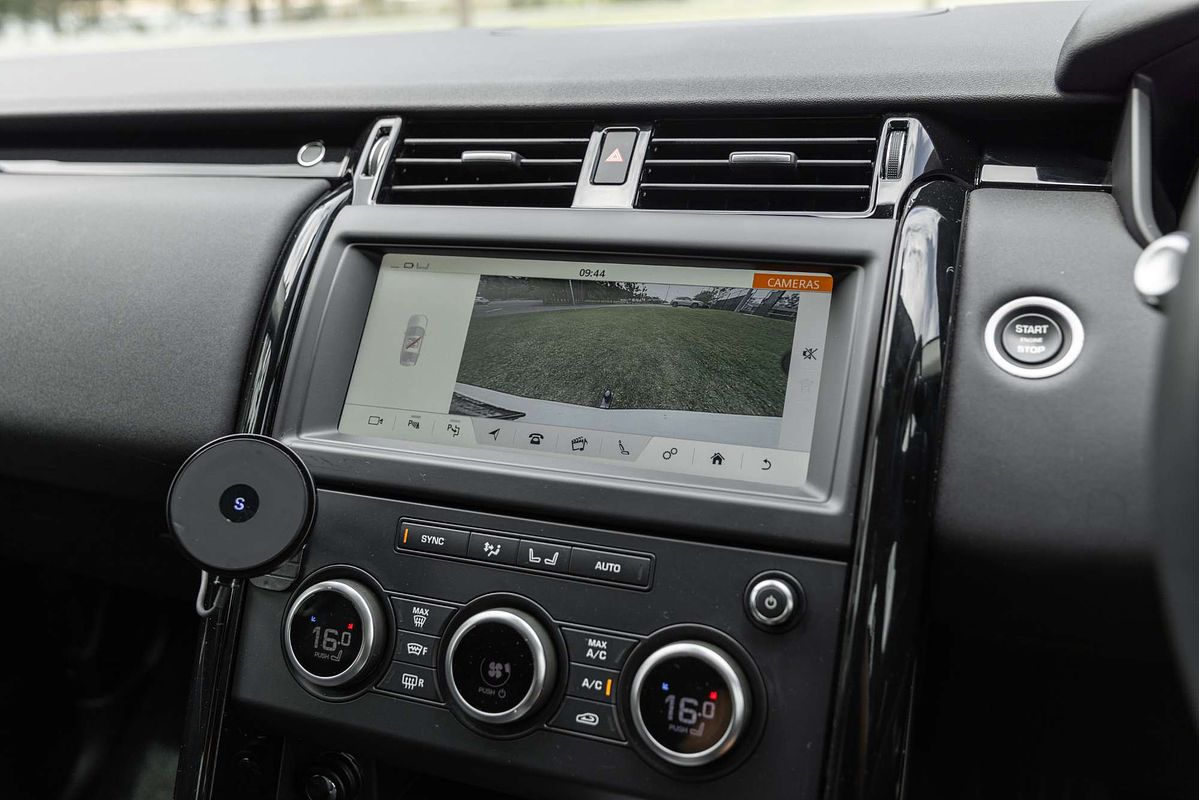 2019 Land Rover Discovery SD4 SE Series 5