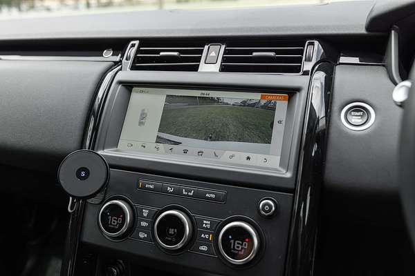 2019 Land Rover Discovery SD4 SE Series 5