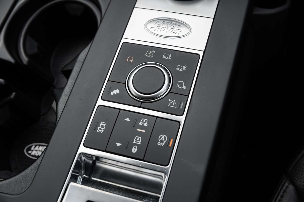 2019 Land Rover Discovery SD4 SE Series 5