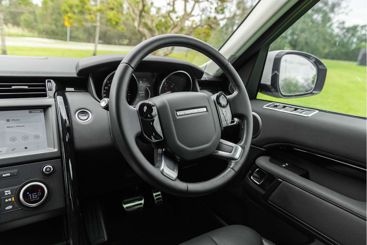 2019 Land Rover Discovery SD4 SE Series 5