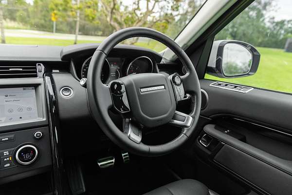 2019 Land Rover Discovery SD4 SE Series 5