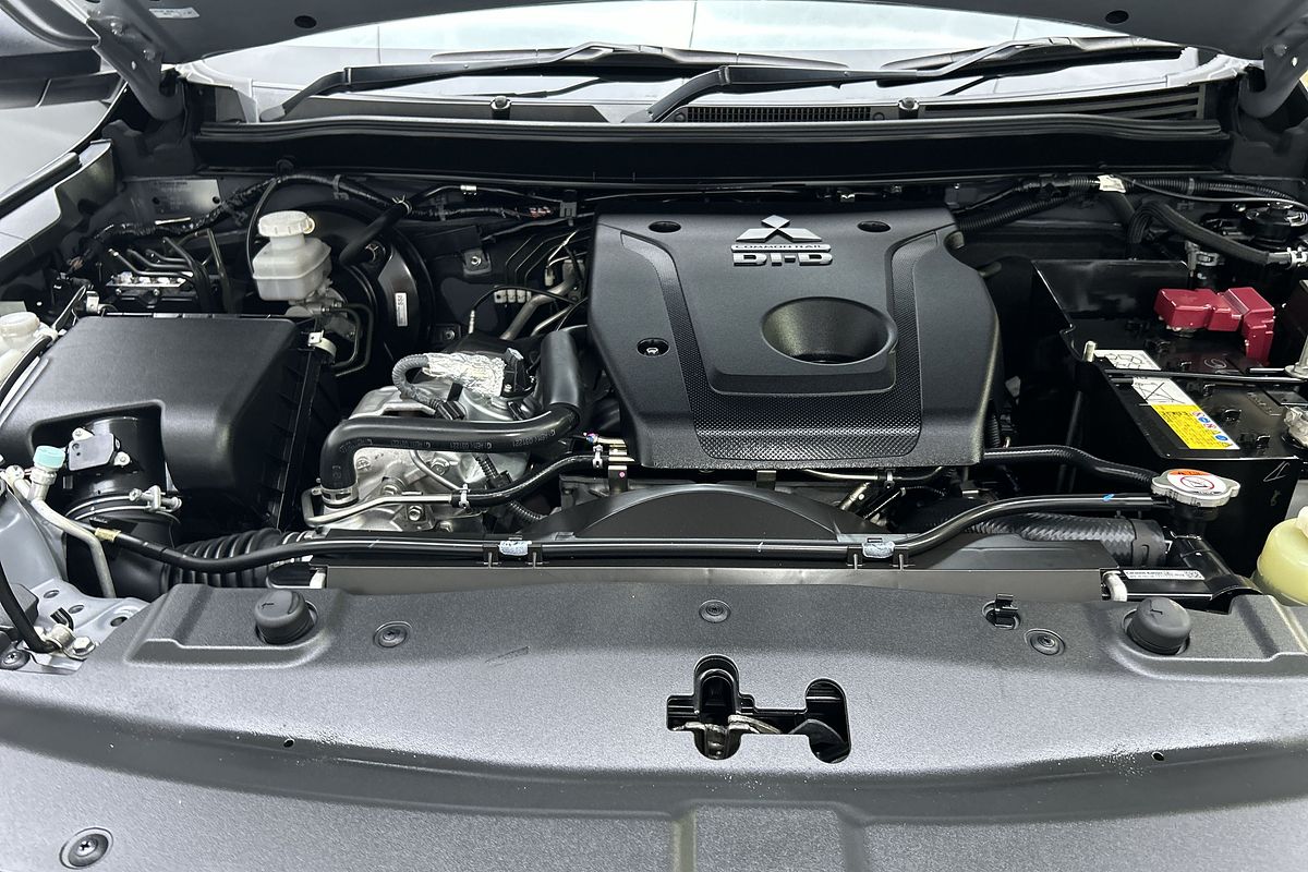 2021 Mitsubishi Triton GLX MR 4X4