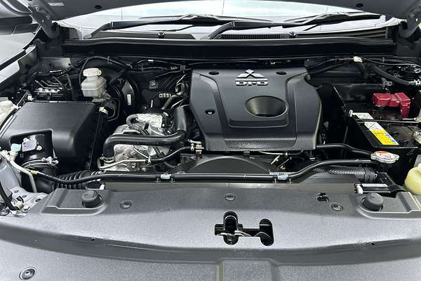 2021 Mitsubishi Triton GLX MR 4X4