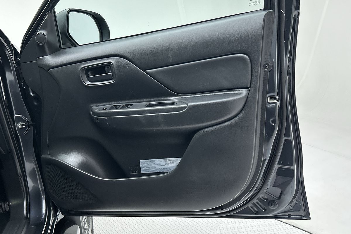 2021 Mitsubishi Triton GLX MR 4X4