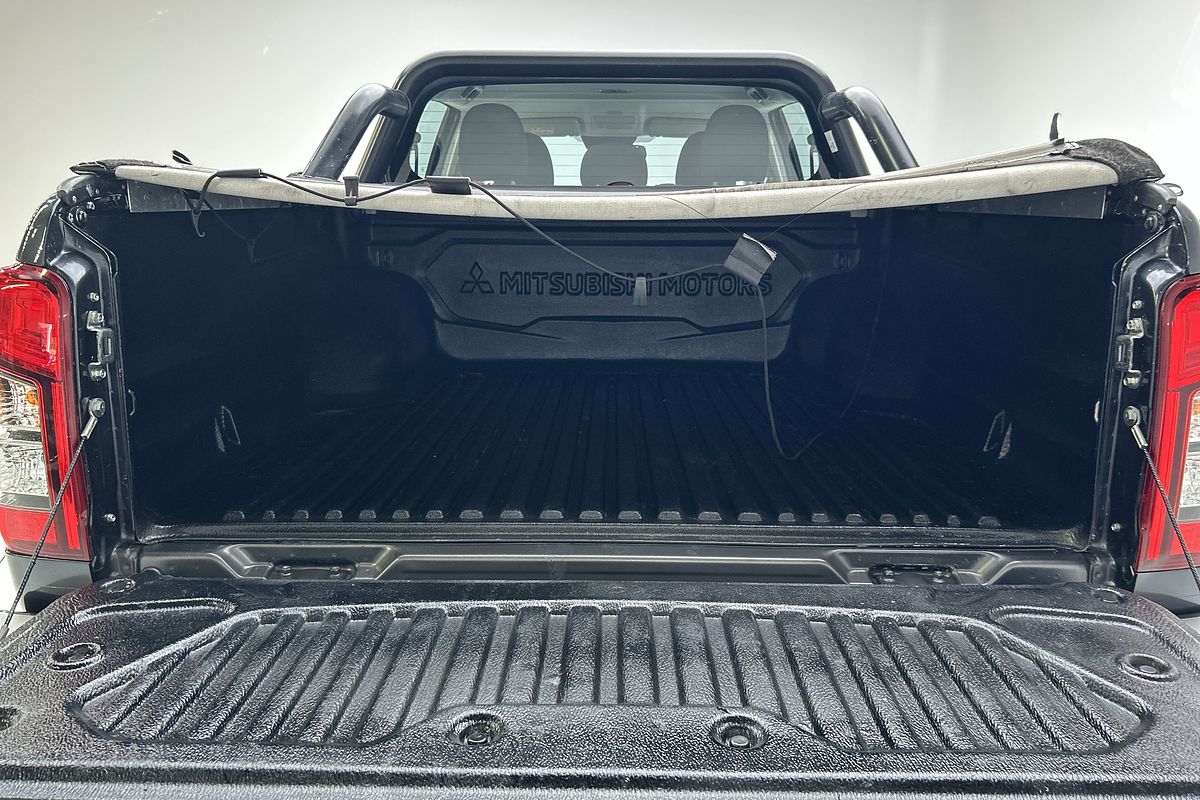2021 Mitsubishi Triton GLX MR 4X4