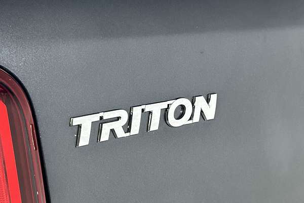 2021 Mitsubishi Triton GLX MR 4X4