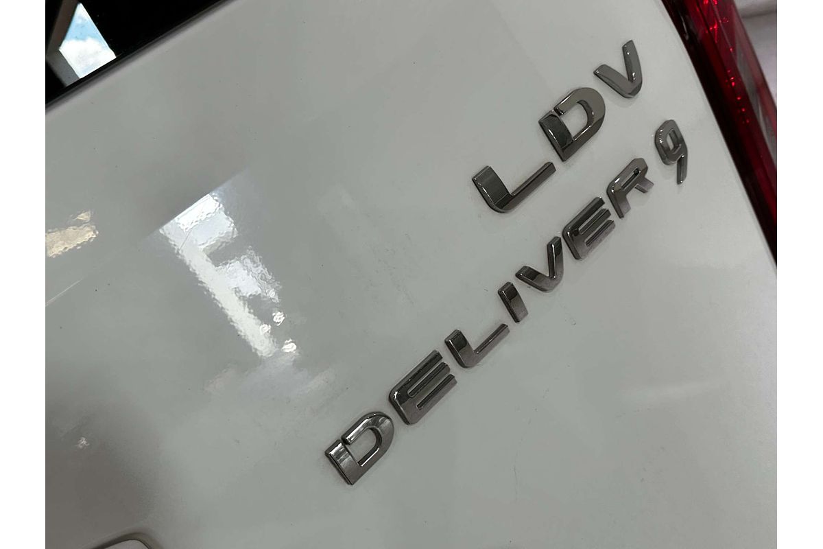 2024 LDV Deliver 9   MWB Mid Roof