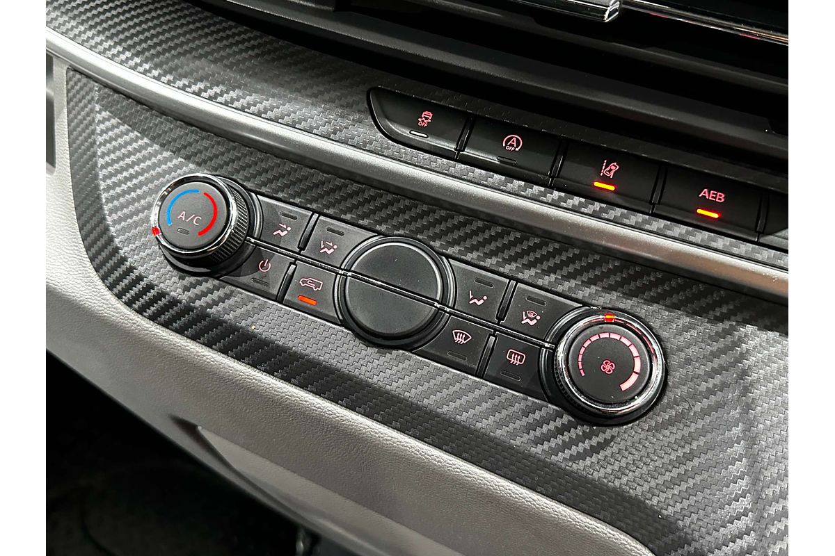 2024 LDV Deliver 9   MWB Mid Roof