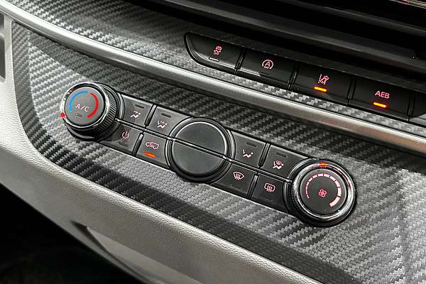 2024 LDV Deliver 9   MWB Mid Roof