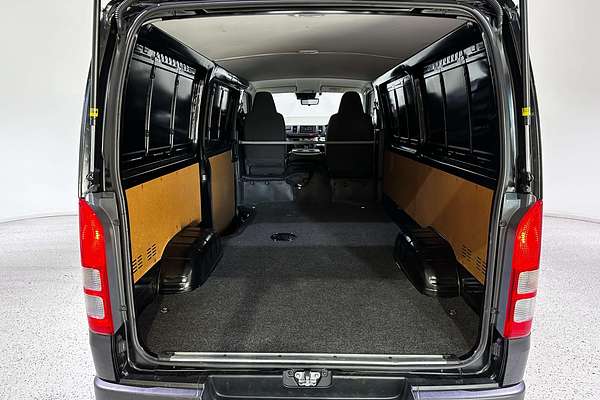 2023 Toyota Hiace GDH201V