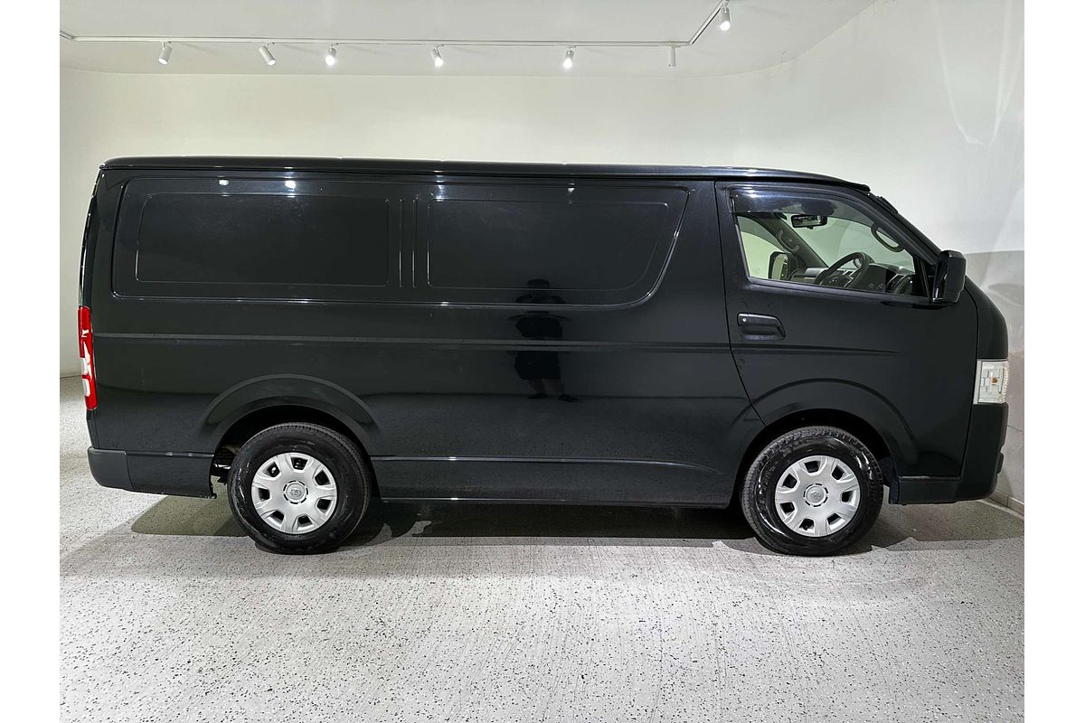 2023 Toyota Hiace GDH201V