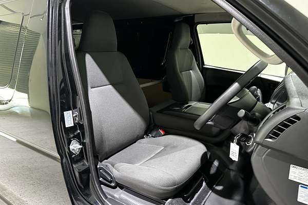 2023 Toyota Hiace GDH201V