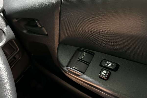 2023 Toyota Hiace GDH201V