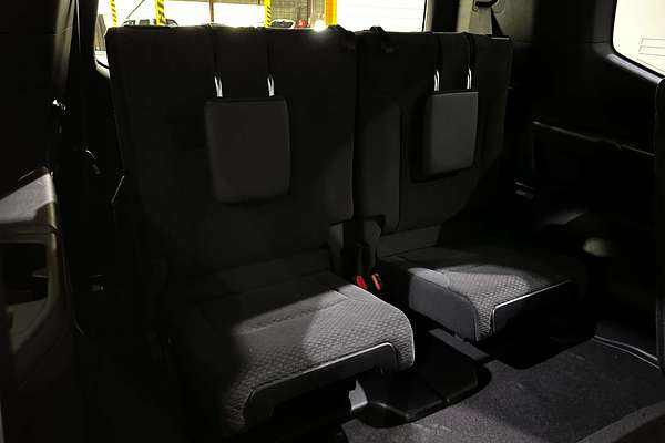 2023 Toyota Landcruiser GXL FJA300R