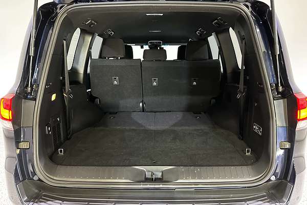 2023 Toyota Landcruiser GXL FJA300R