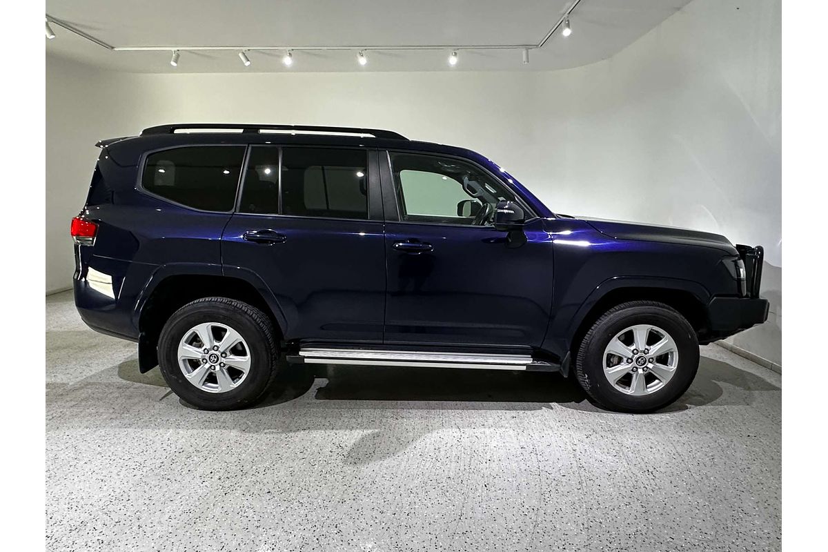 2023 Toyota Landcruiser GXL FJA300R