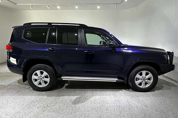 2023 Toyota Landcruiser GXL FJA300R