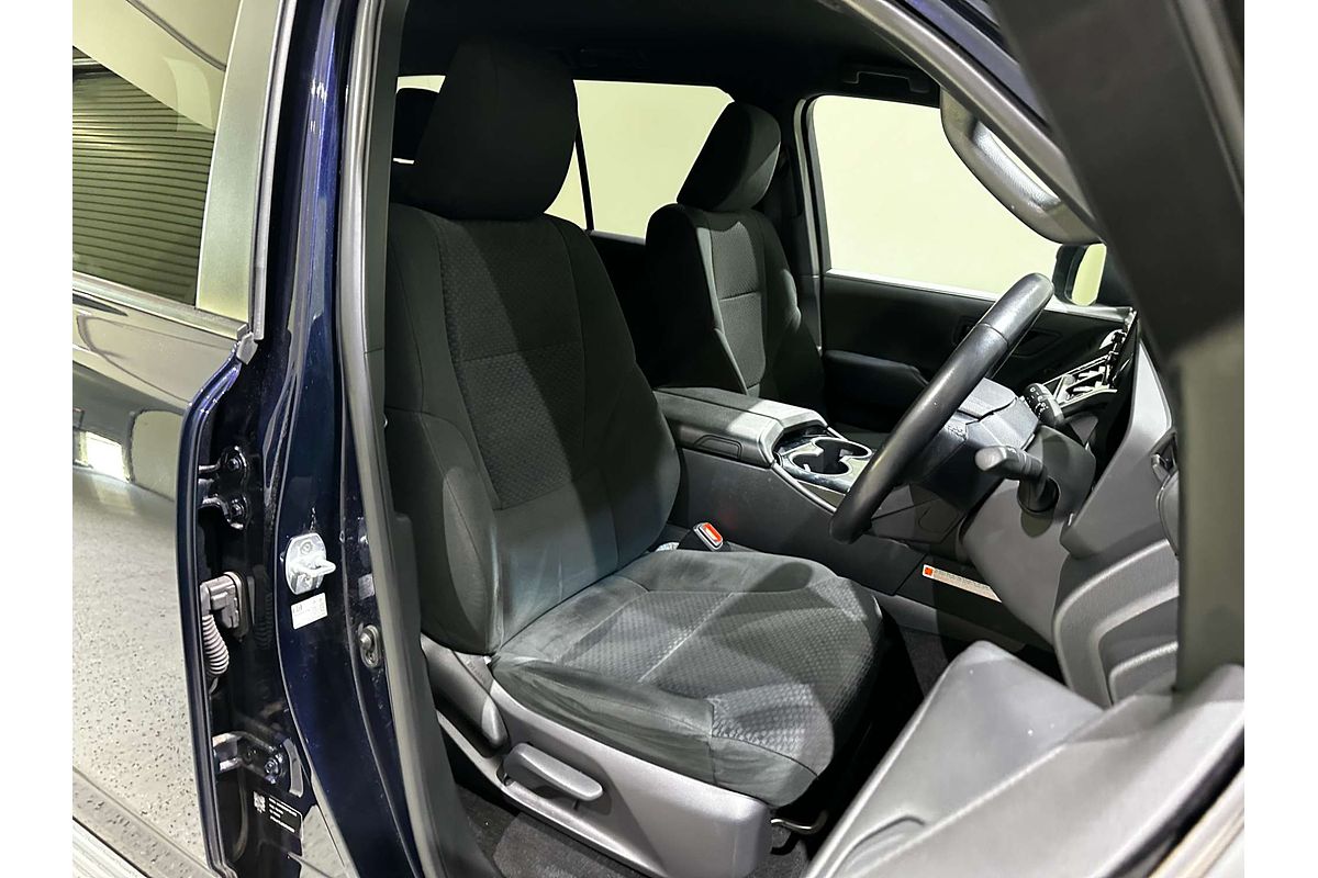 2023 Toyota Landcruiser GXL FJA300R