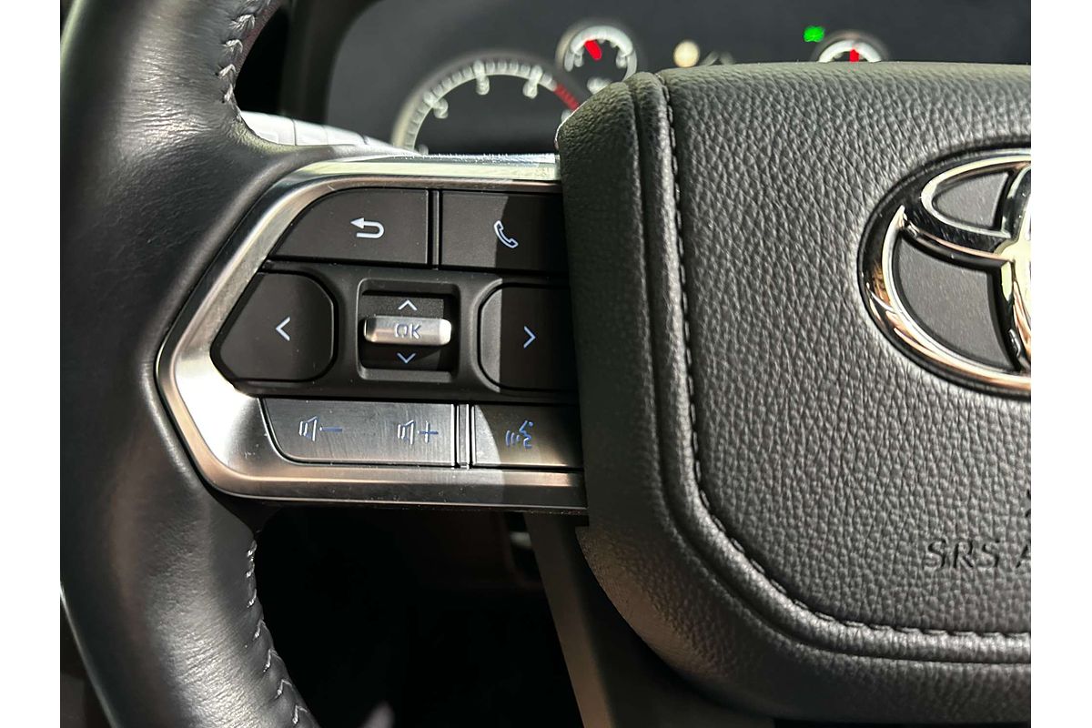 2023 Toyota Landcruiser GXL FJA300R