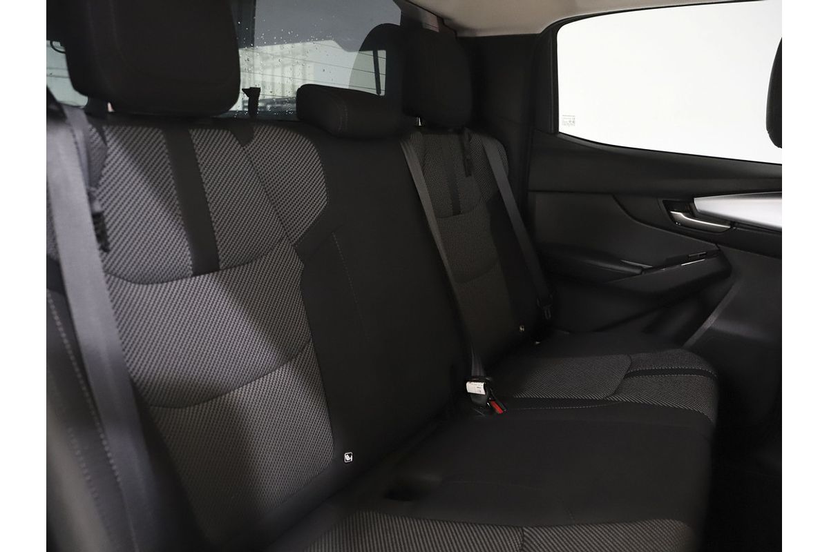 Mazda BT-50 B 6AUTO 3.0L DUAL CAB PICKUP XT 4X2