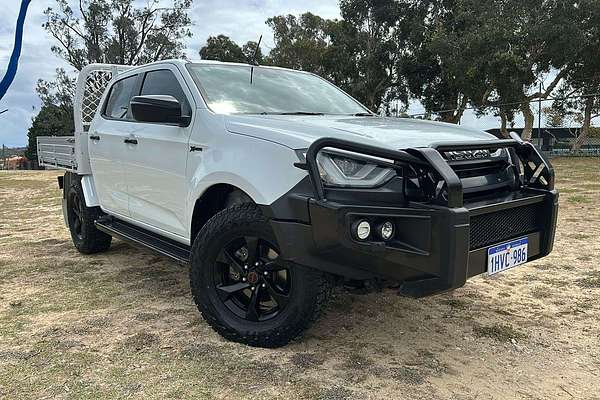 2022 Isuzu D-MAX LS-M  4X4