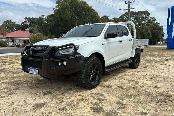 2022 Isuzu D-MAX LS-M  4X4