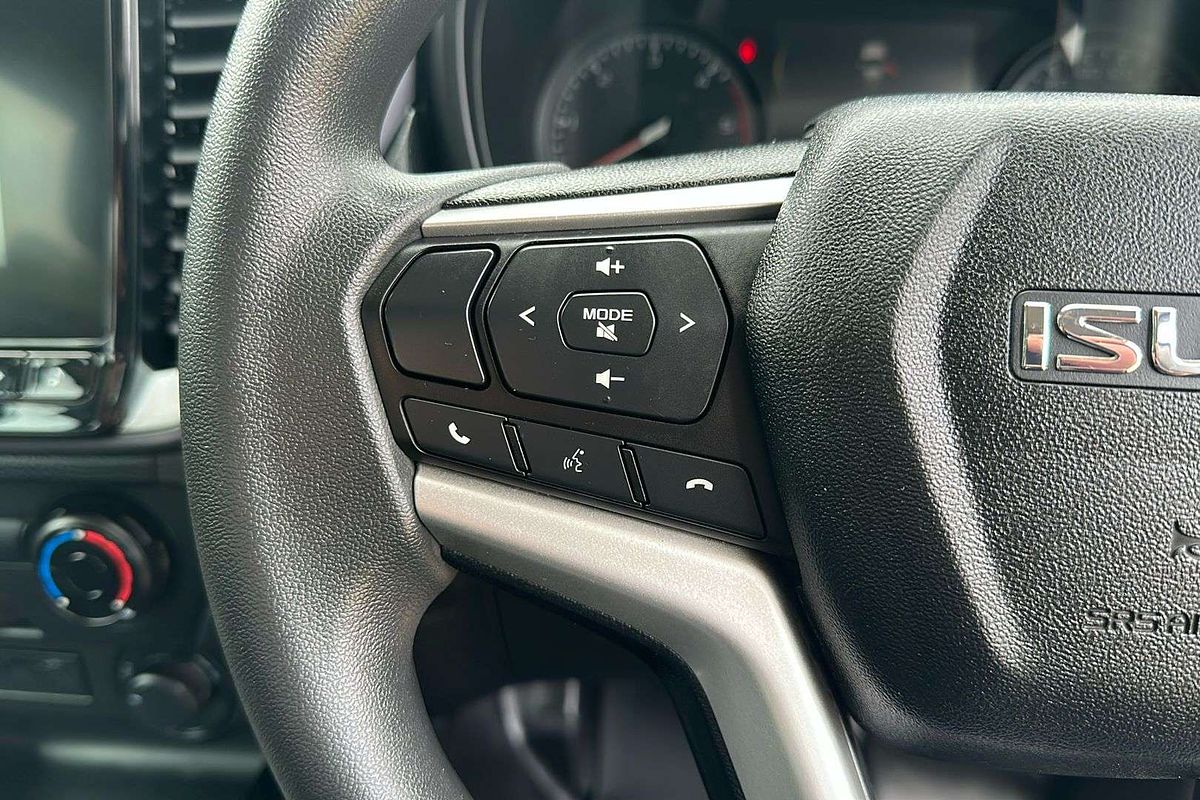 2022 Isuzu D-MAX LS-M  4X4