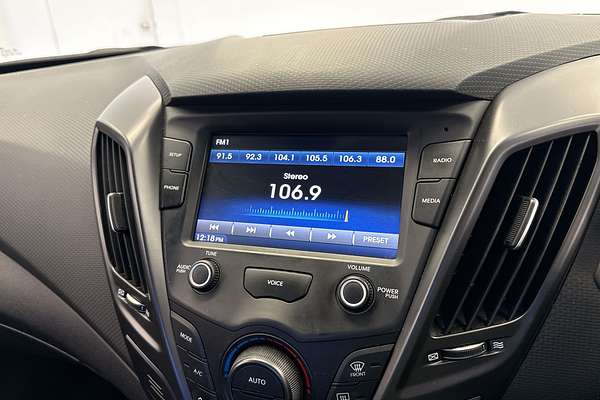 2017 Hyundai Veloster SR Turbo FS5 Series II