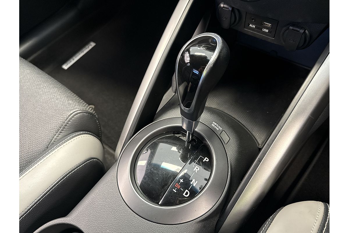 2017 Hyundai Veloster SR Turbo FS5 Series II